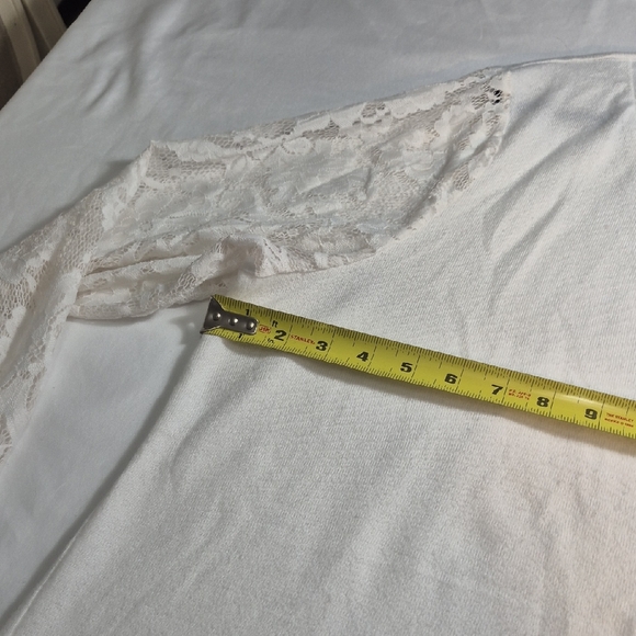 Womens Plus 3X White Lace Sleeve Women's Blouse - Picture 9 of 12